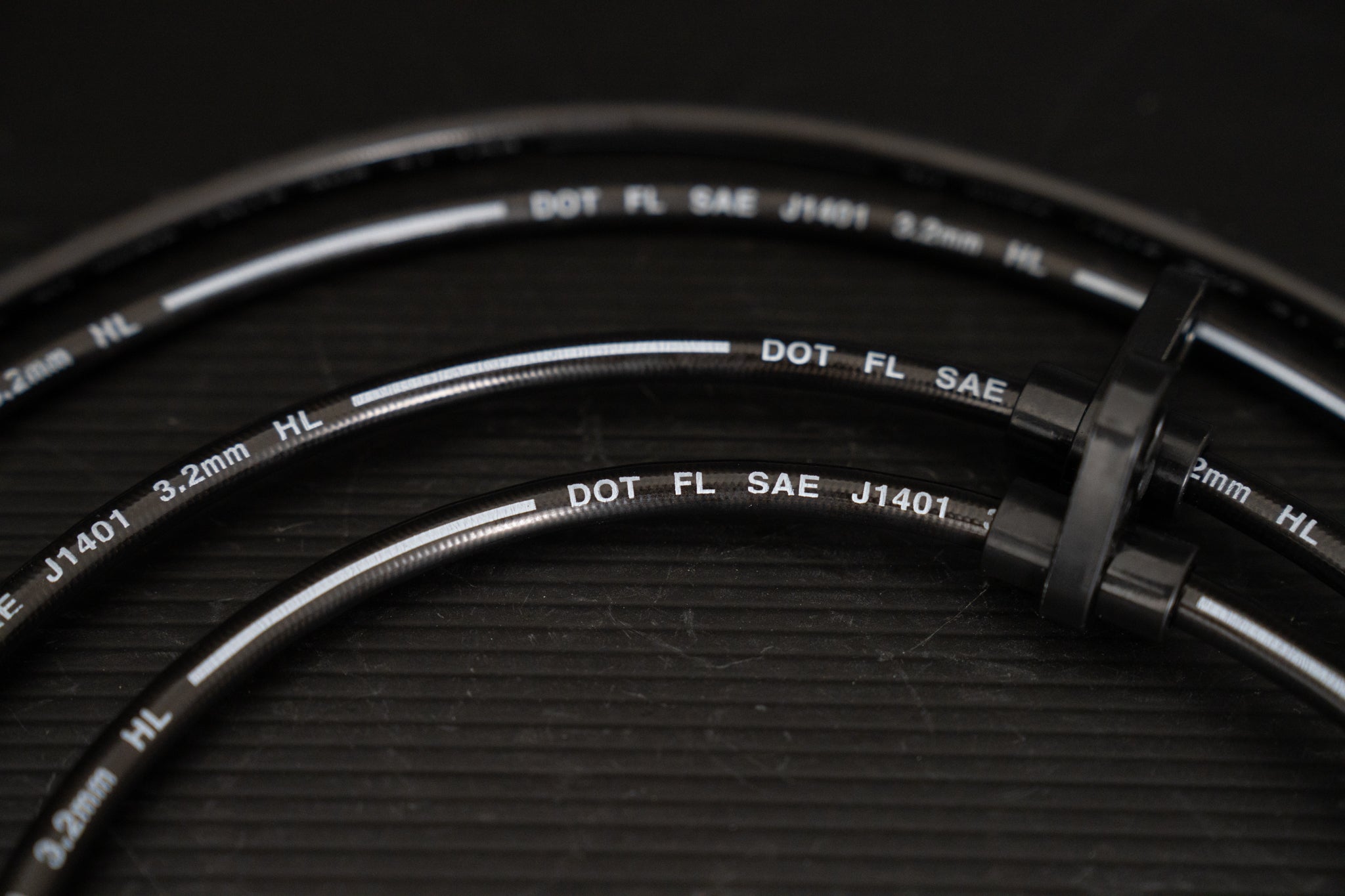 07-08 GD Fit Front Stainless Brake Hoses