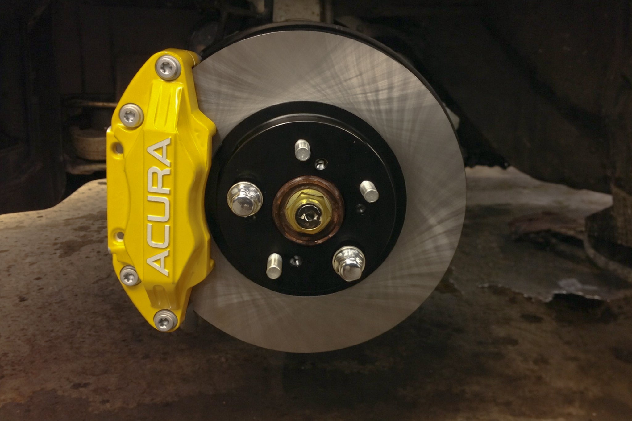 Acura/ Honda front big brake conversion brackets with RL calipers